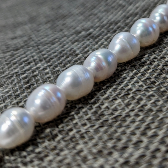 REAL - 9-10mm Baroque Pearl Necklace - Picture 3 of 11